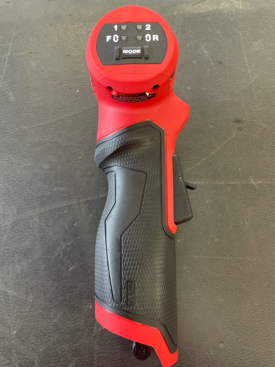 Milwaukee 2482-20 M12 FUEL 1/2 in. x 18 in. Cordless Band File (PD4058328)