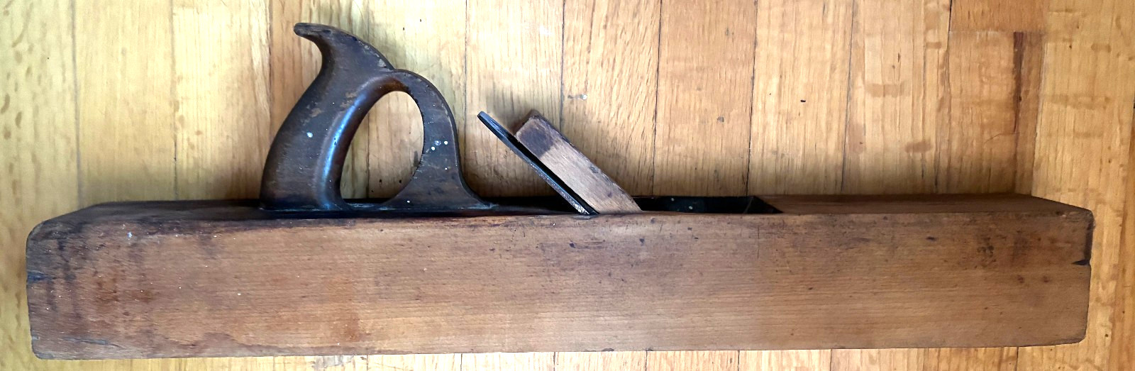 Antique Wooden Hand Plane 22″ D.R. Barton