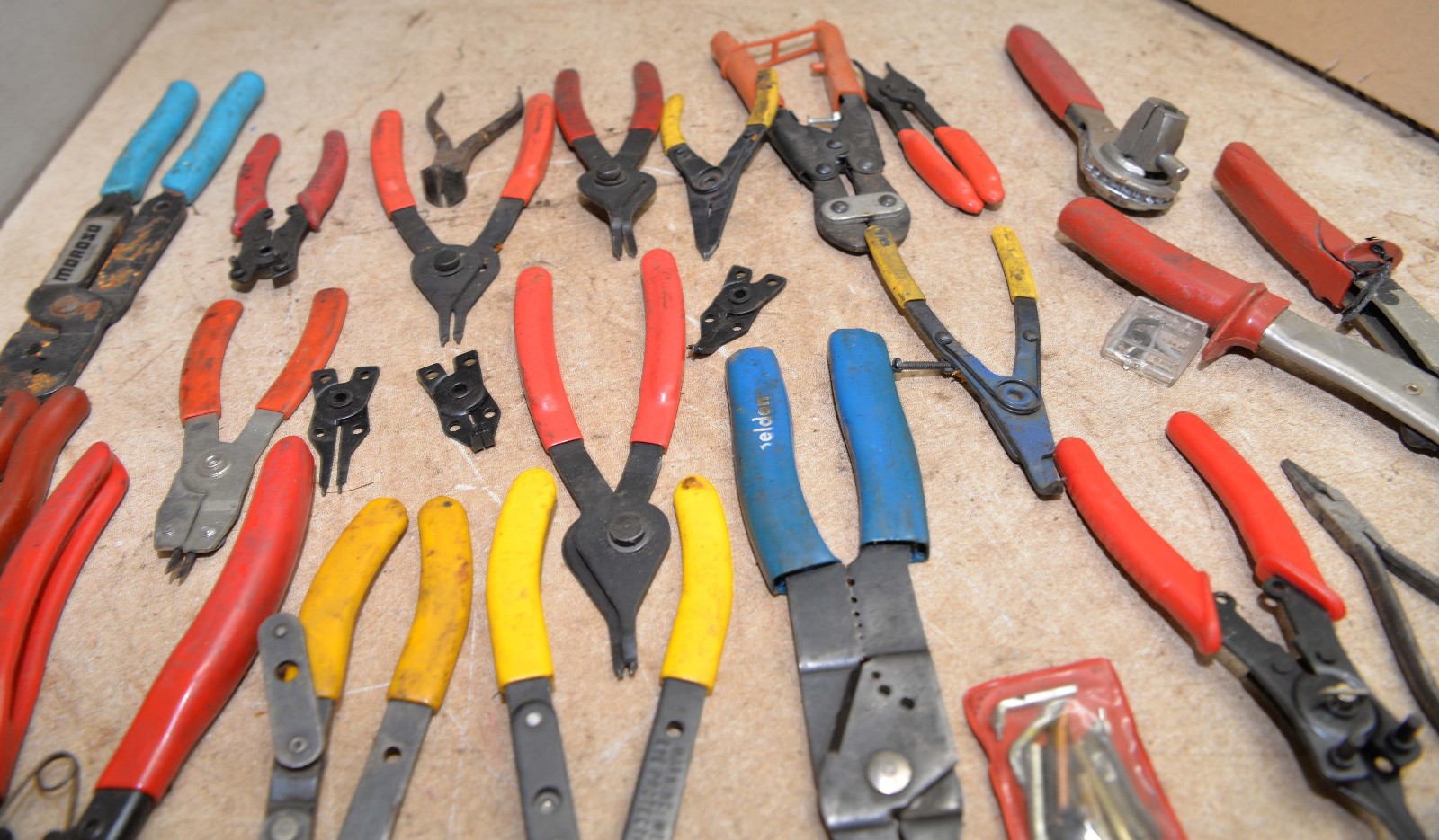 20 mechanics pliers Blue Point Moroso & more snap ring collectible tool lot