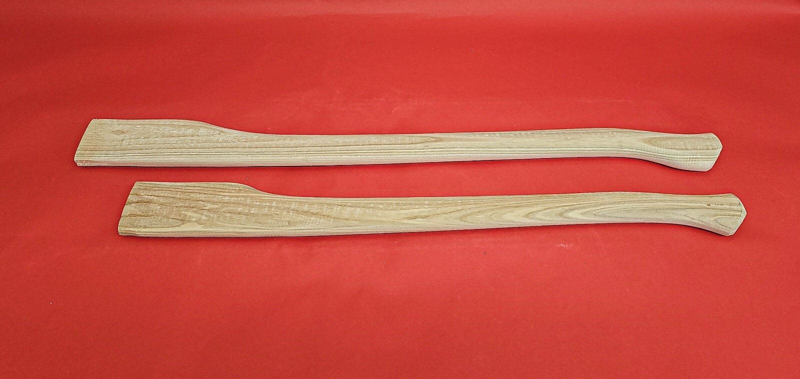 Lot of 2 pcs 31,5 – 28 inch (800 – 700 mm) Replacement Axe Handle