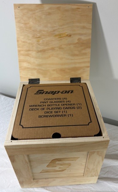 Snap-On Gift Box Wooden Crate SSX118P119- Missing Screwdriver