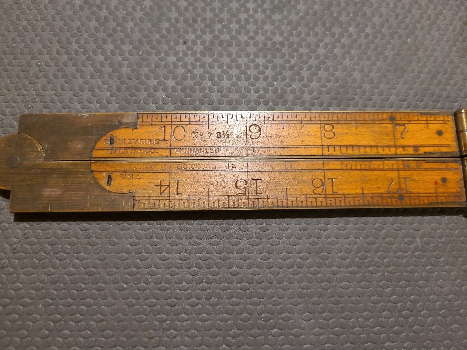 Stanley Rule Level Co. No 78 1/2 Boxwood Double Arch Folding Ruler New Britain