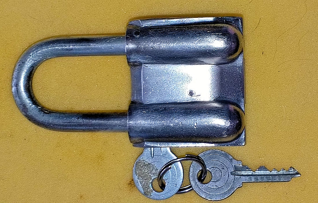 Padlock USSR ORIGINAL 2 keys in the Set Working Soviet Rare Original Vintage