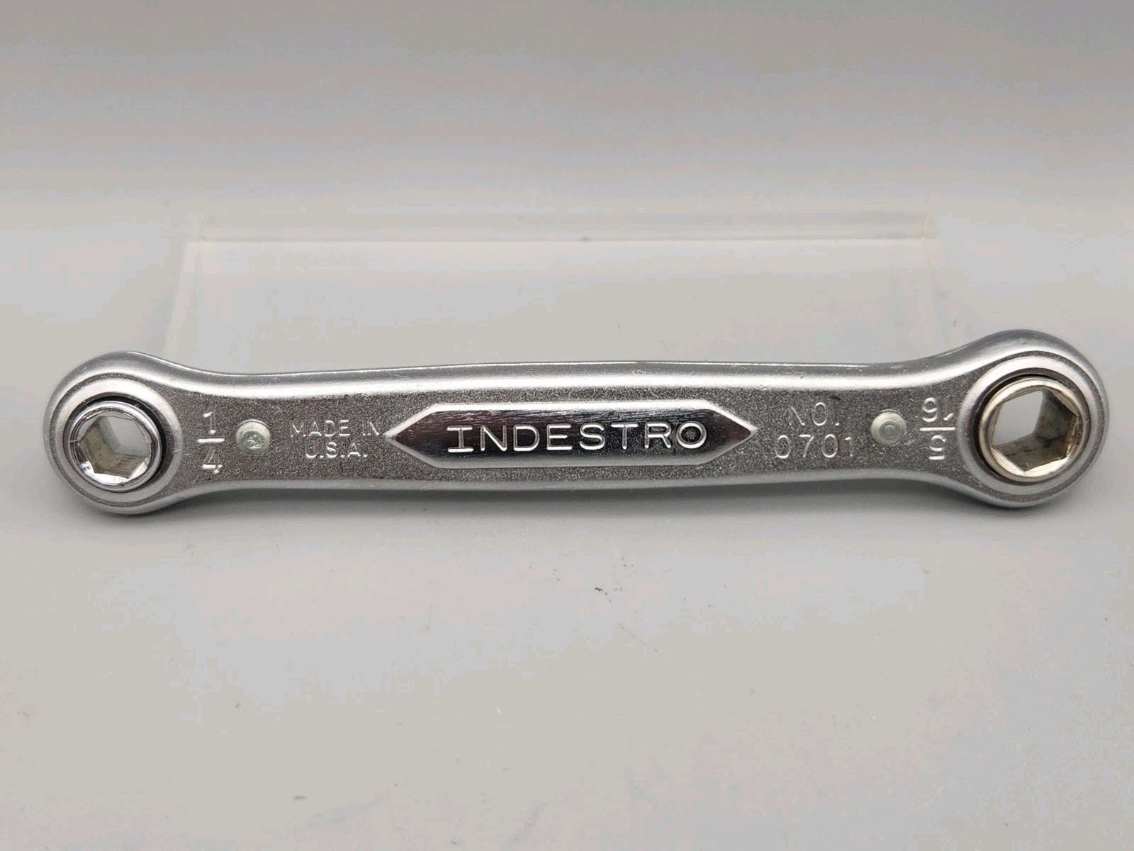 Indestro Select Box End Ratchet Wrench No. 0701 Ratcheting 1/4 & 5/16 🇺🇸
