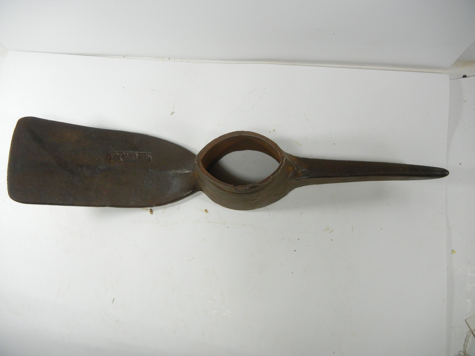 VINTAGE Matock Warren-teed No.5 Pick Axe trenching tool L1211