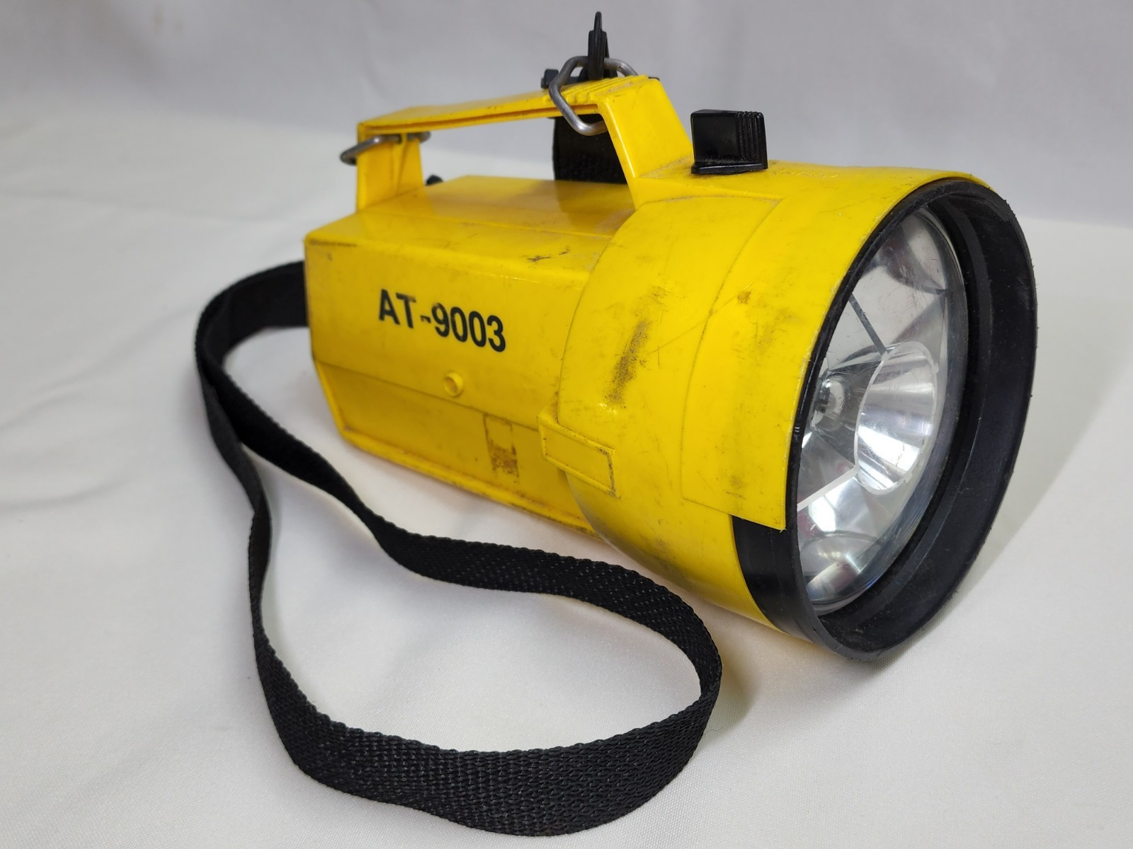 VINTAGE BELL SYSTEM Repair Lantern 1966 AT-9003 By Eveready Fast Free Shipping