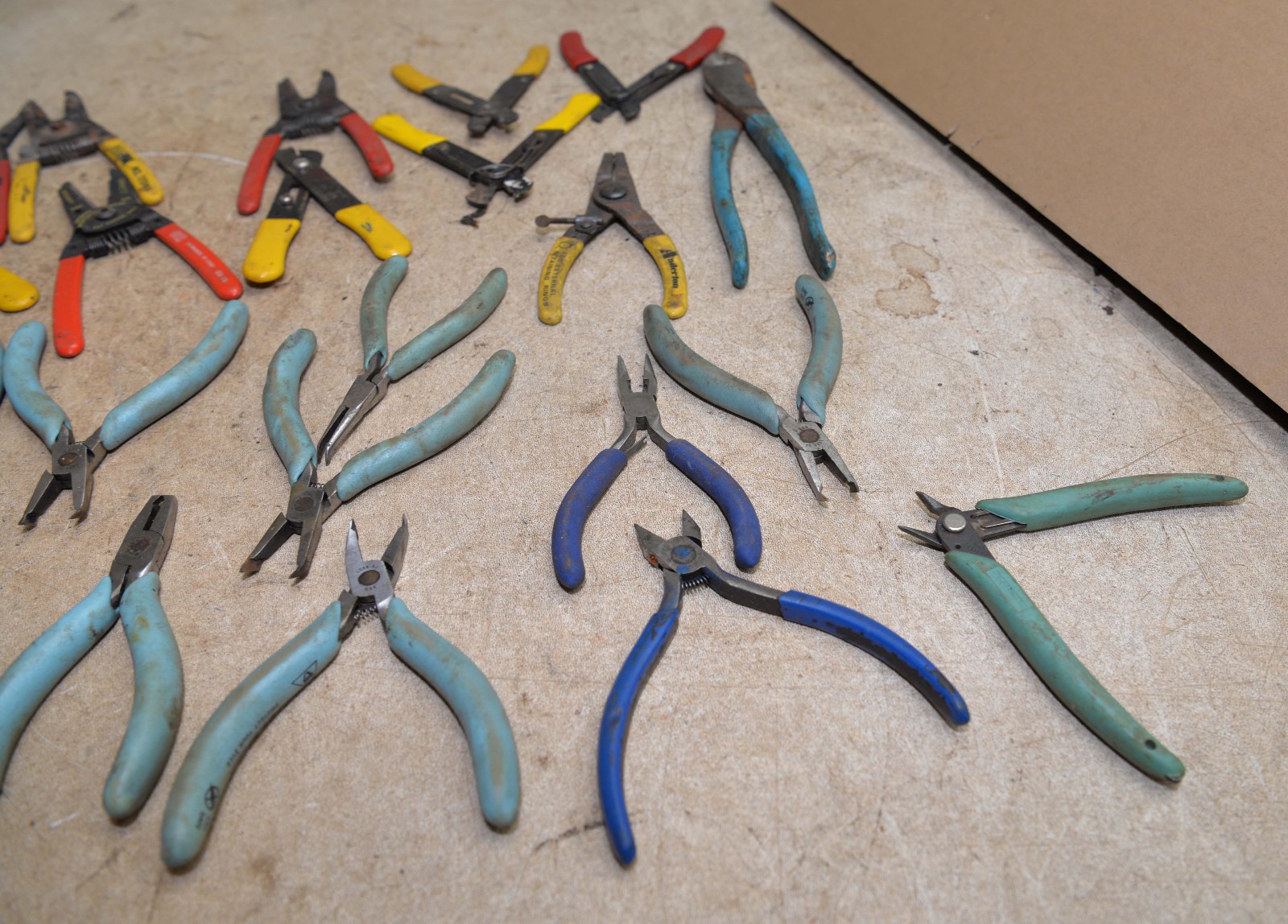 30 electrician tv typewriter repair tools Xcelite Channelock Craftsman & more