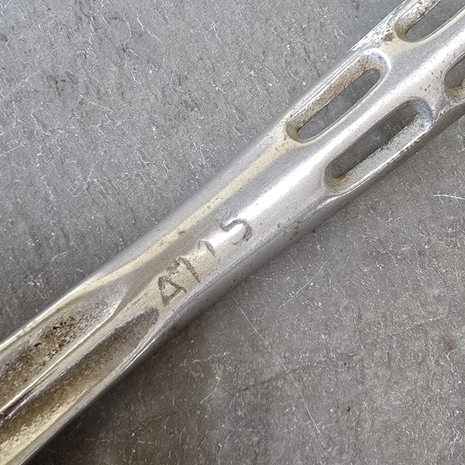 Antique Nickel Chrome Plated Cast Iron Stove Burner Plate Pot Lid Lifter Tool