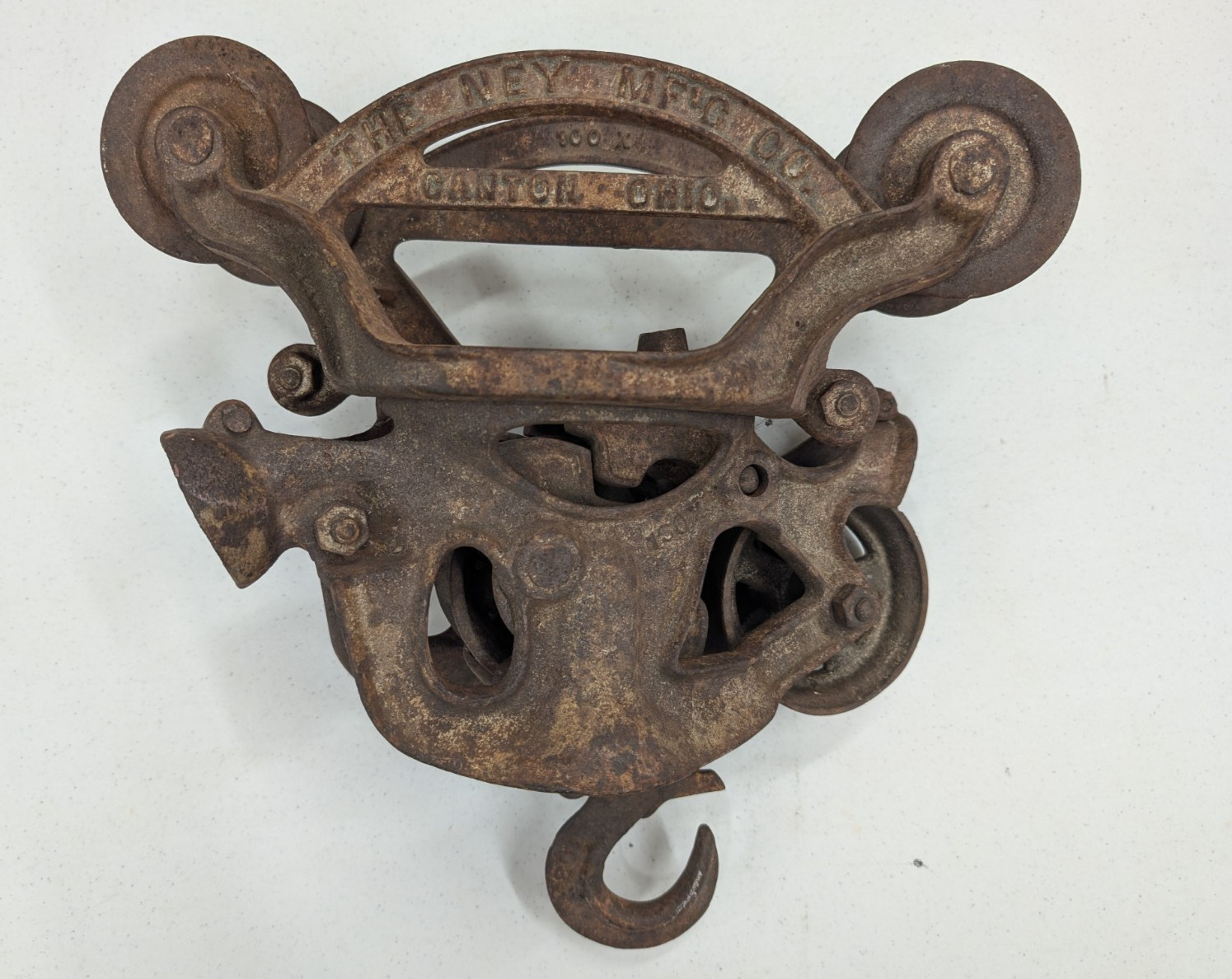 Antique Hay Trolley Pulley Carrier Ney Mfg Canton Ohio