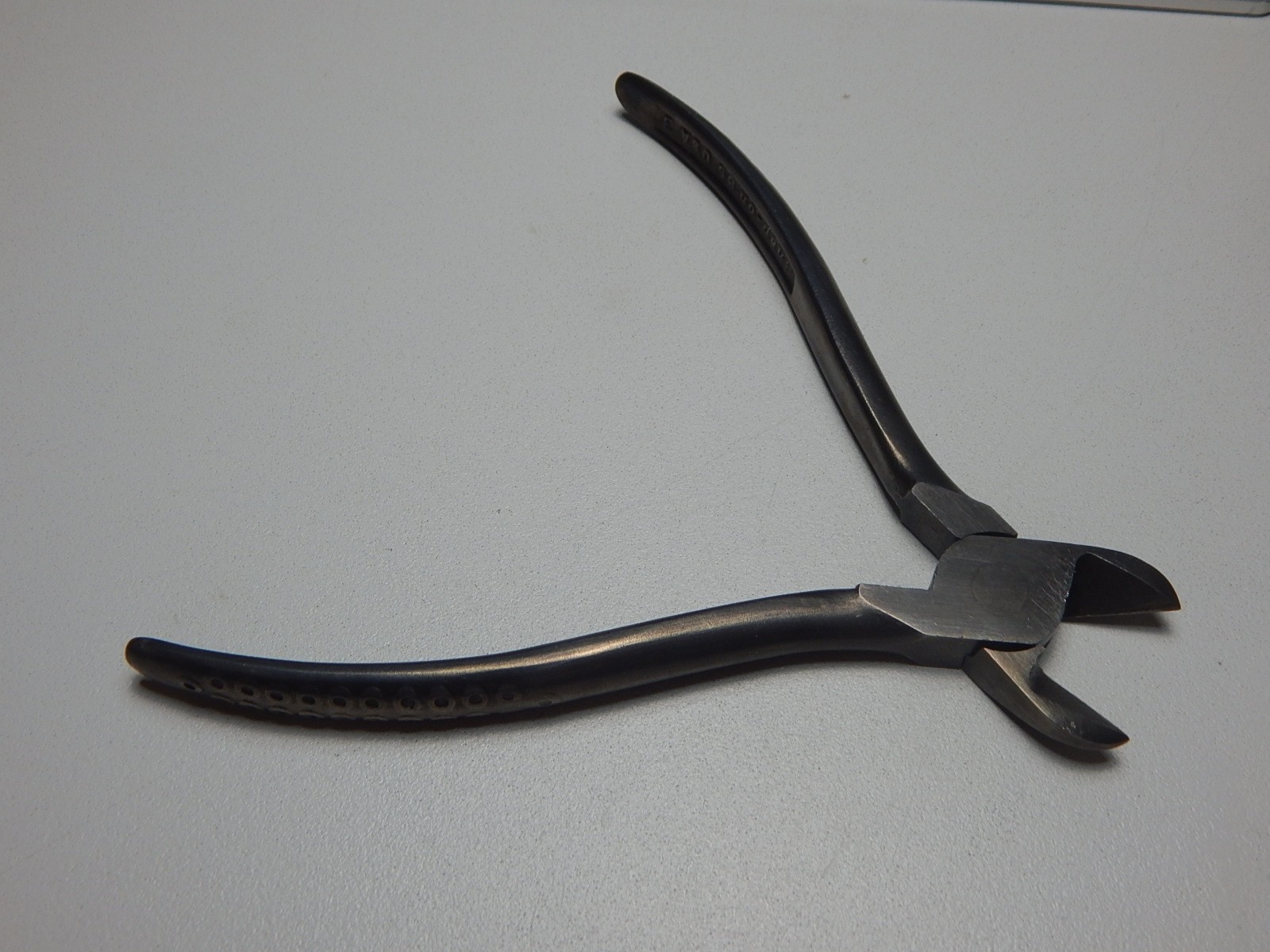 VINTAGE SNAP-ON TOOLS NO. 85 VACUUM GRIP 5″ DIAGONAL CUTTING PLIERS USA