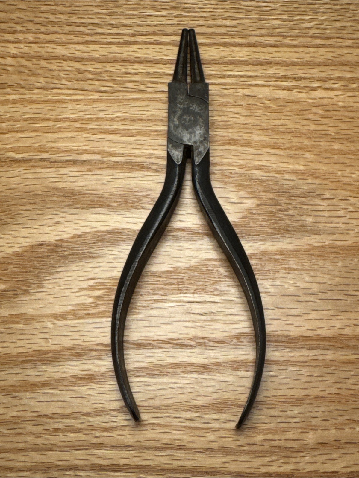 1950s Vintage 6″ Length ** CRESCENT – Crestoloy *** Round Nose Pliers 21-6 USA