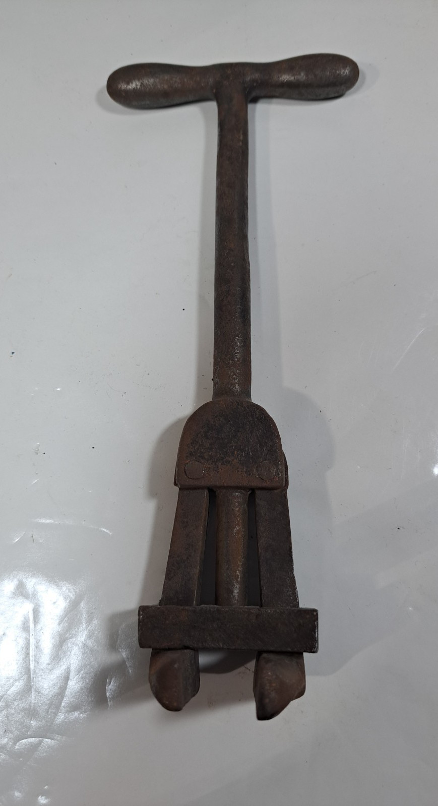Vintage Basin Wrench Adjustable T-Handle Sink Faucet Tool