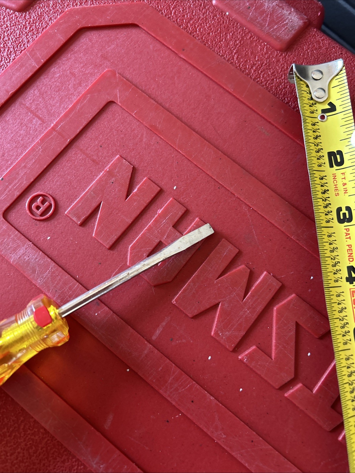 Vintage Stanley 64-883 Flat/Slotted Screwdriver Red & Yellowq