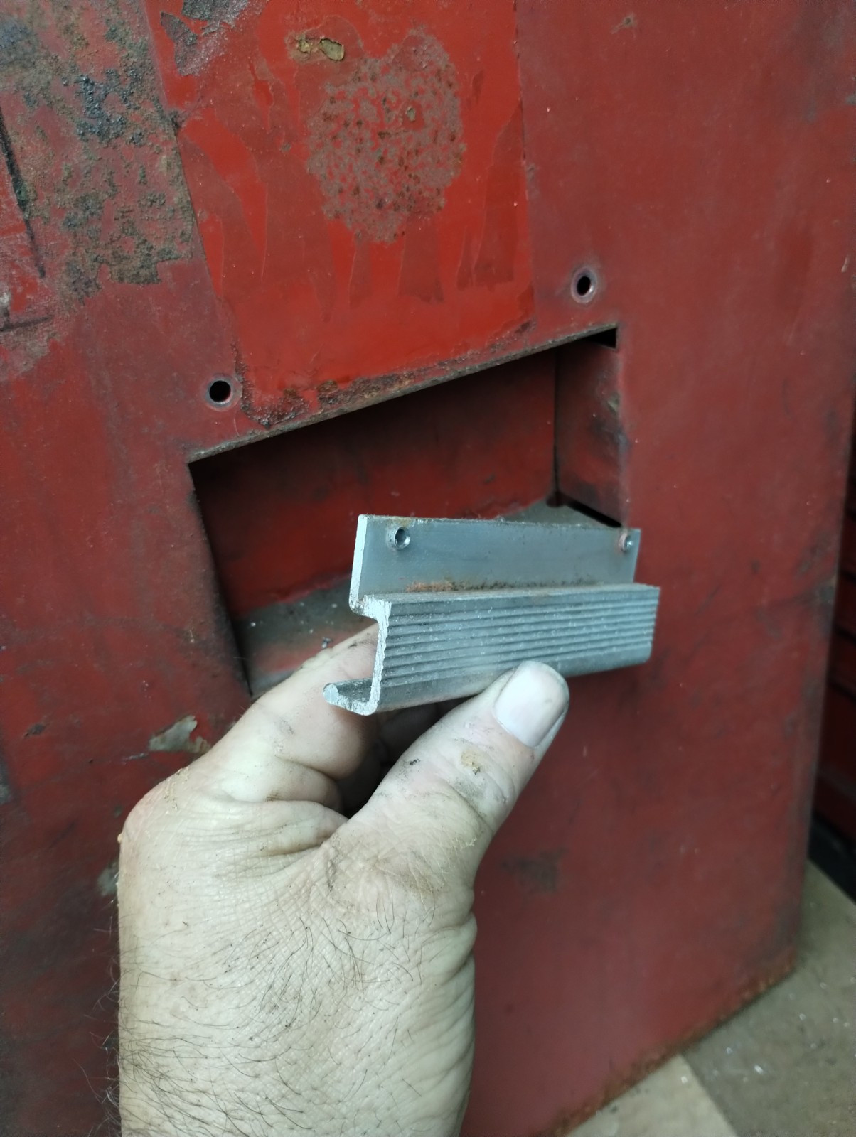 CRAFTSMAN TOOL BOX CARRY HANDLE. #C174