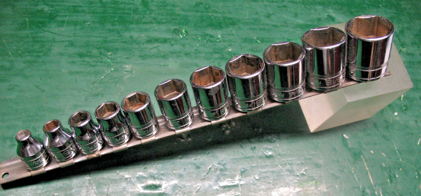 SNAP ON USA TOOLS 11 PIECE SOCKET SET 1/4” – 7/8” FS SERIES 3/8” DRIVE
