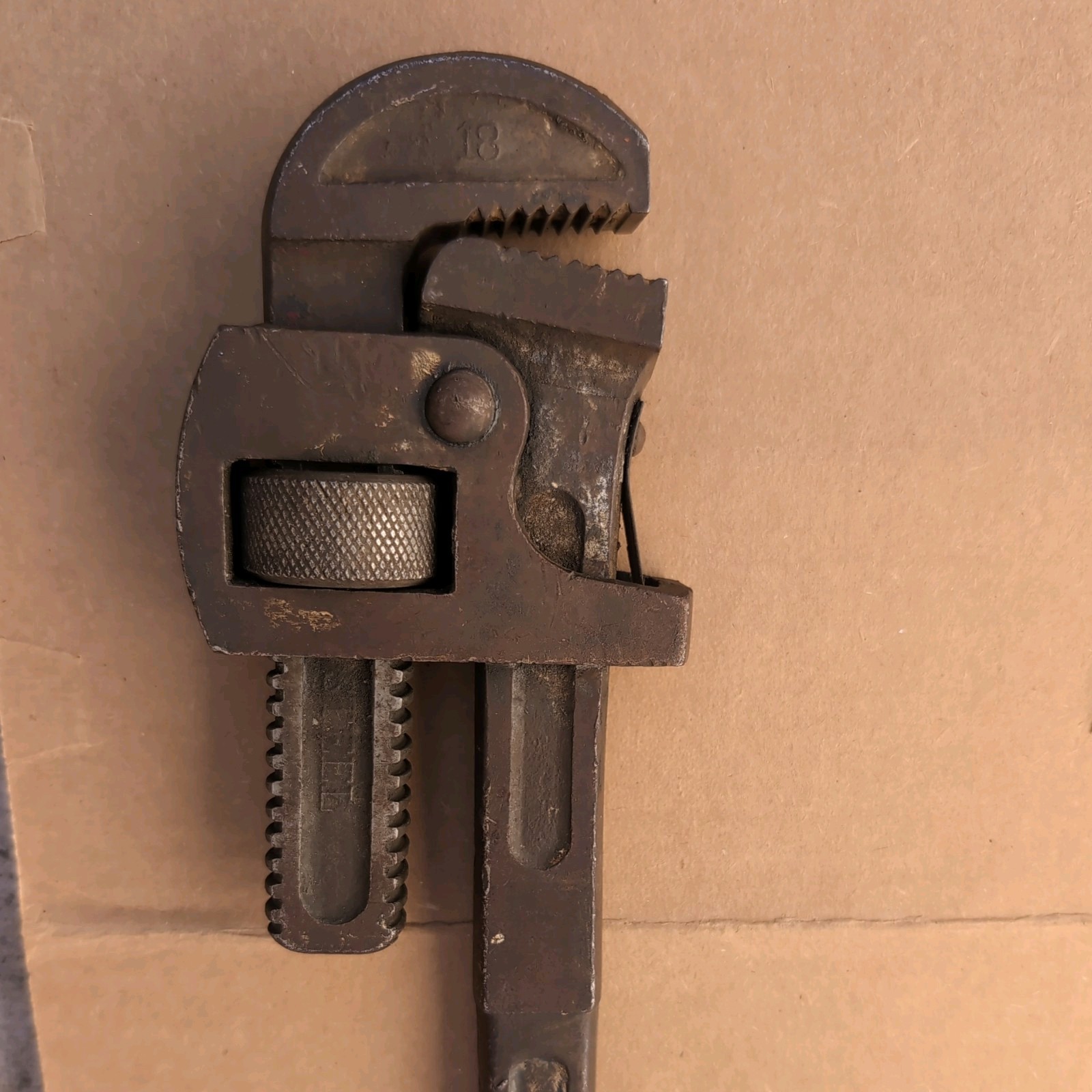 ANTIQUE 18″ DROP FORGED STEEL PIPE WRENCH LARGE HEAVY DUTY FAST FREE SHIPPING