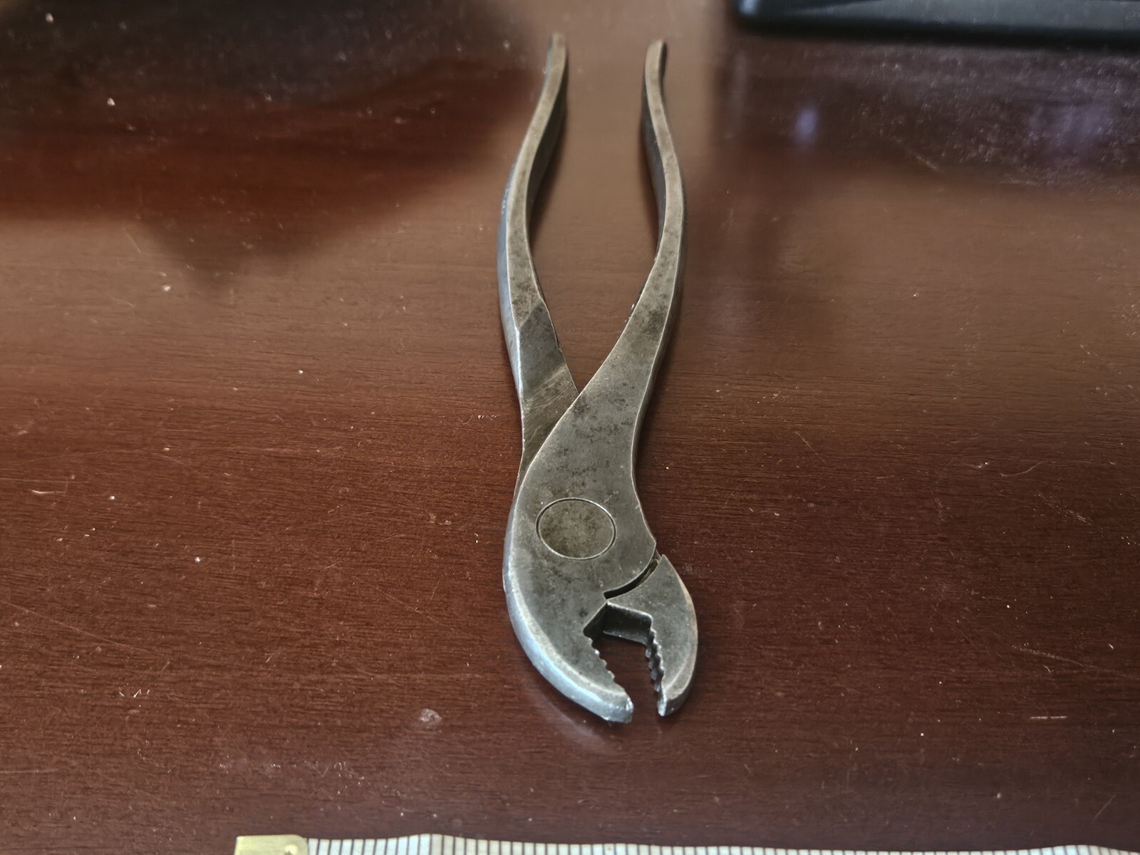 VINTAGE PLOMB LOS ANGELES #2218 BATTERY PLIERS PLVMB LA EXC. SHAPE!