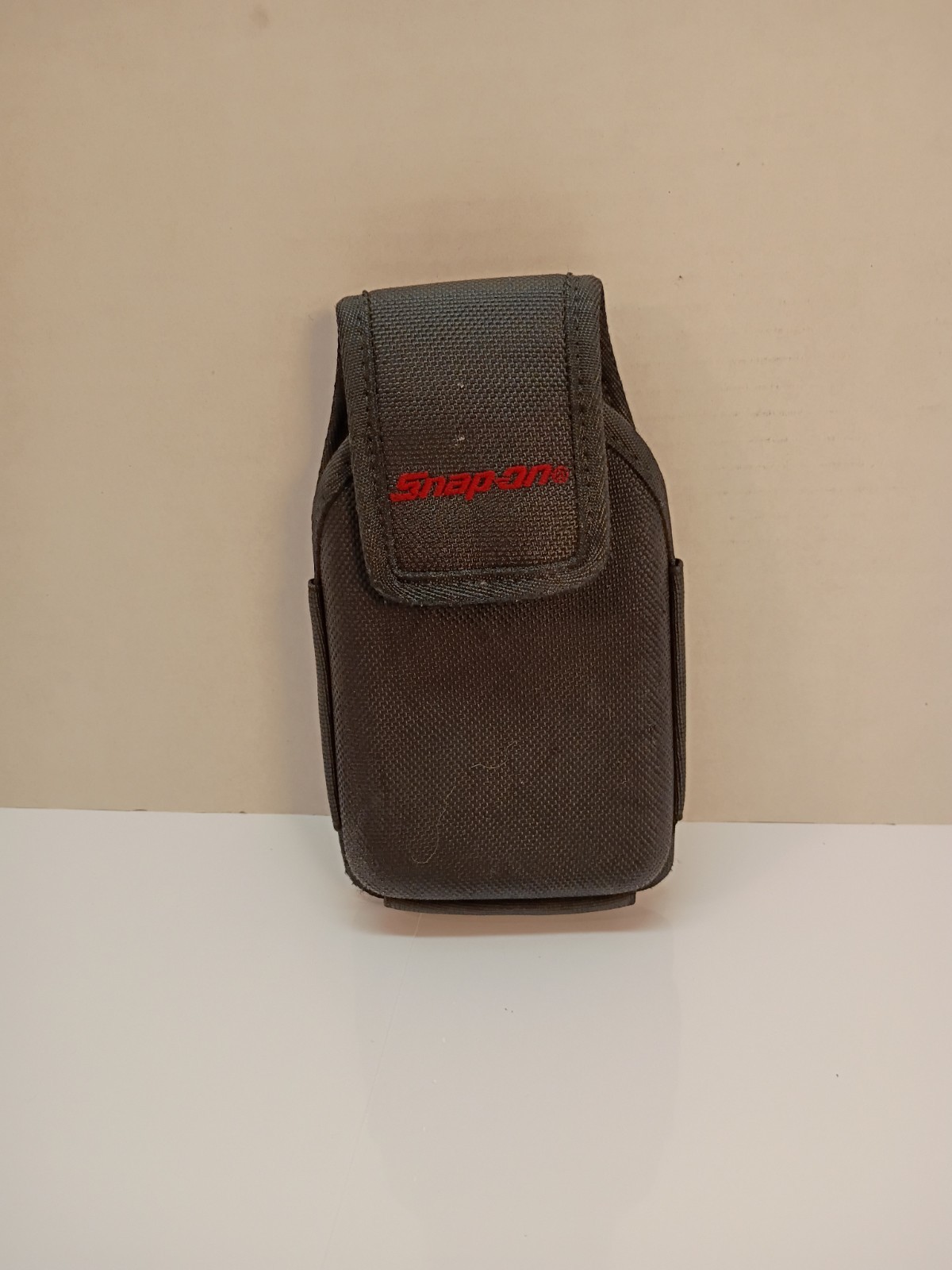 Snap-on Phone Case. Large Vertical Nylon Clip Case With Inside Pocket