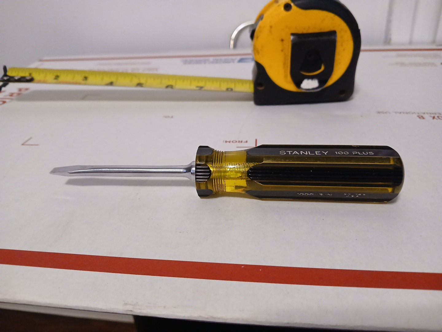 Vintage NOS Stanley 100 plus 3/16” tip x 3” screwdriver 1006-3in (66-163) USA D