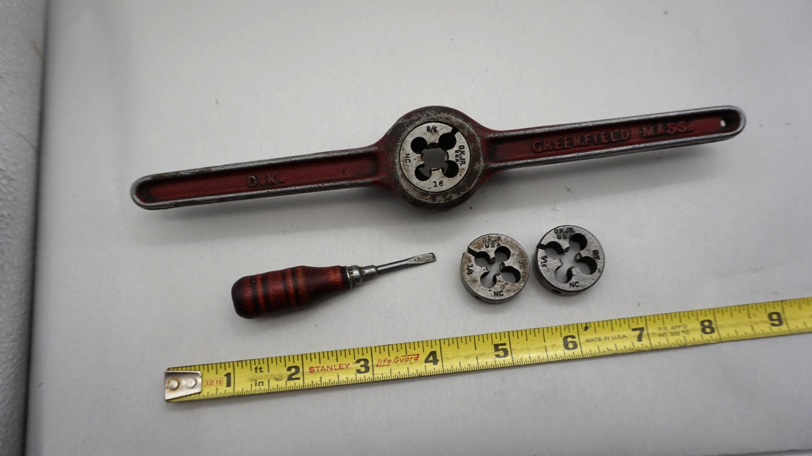 Greenfield O. K. Jr. handle & 3 dies 3/8 ,5/16, 1/4 & screw driver free ship USA
