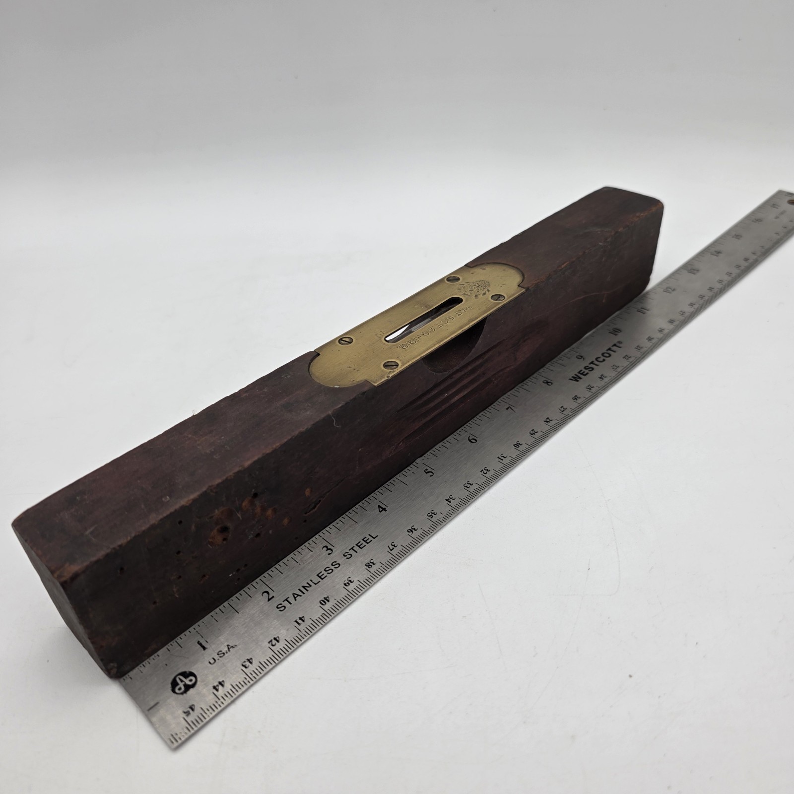 1912 Zenith Marshall Wells 12″ Wooden Level Oct-29-1912