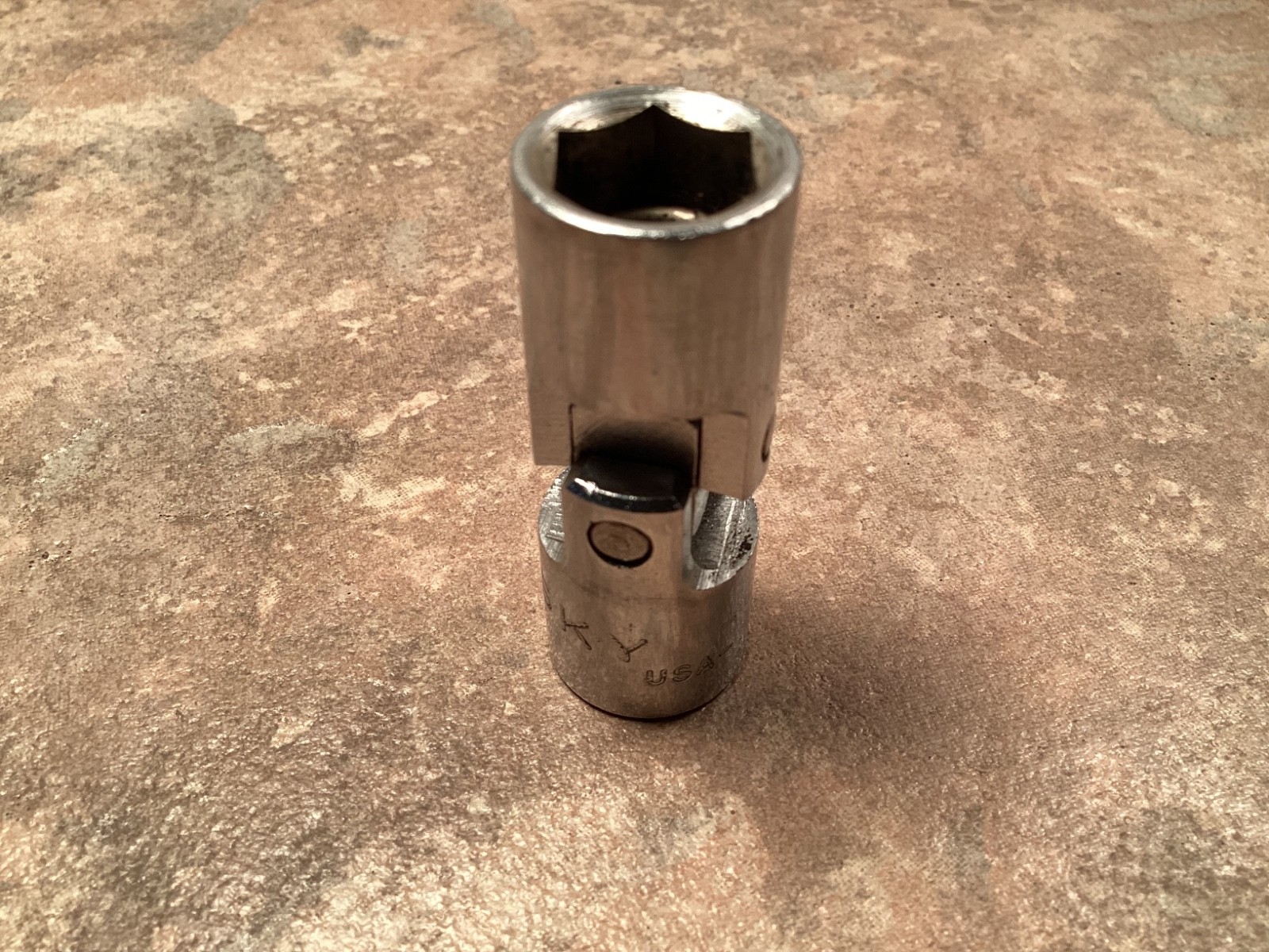 Vintage Husky Universal Joint Swivel Socket NOS 3/8″ Drive CBF-16 Flexible USA