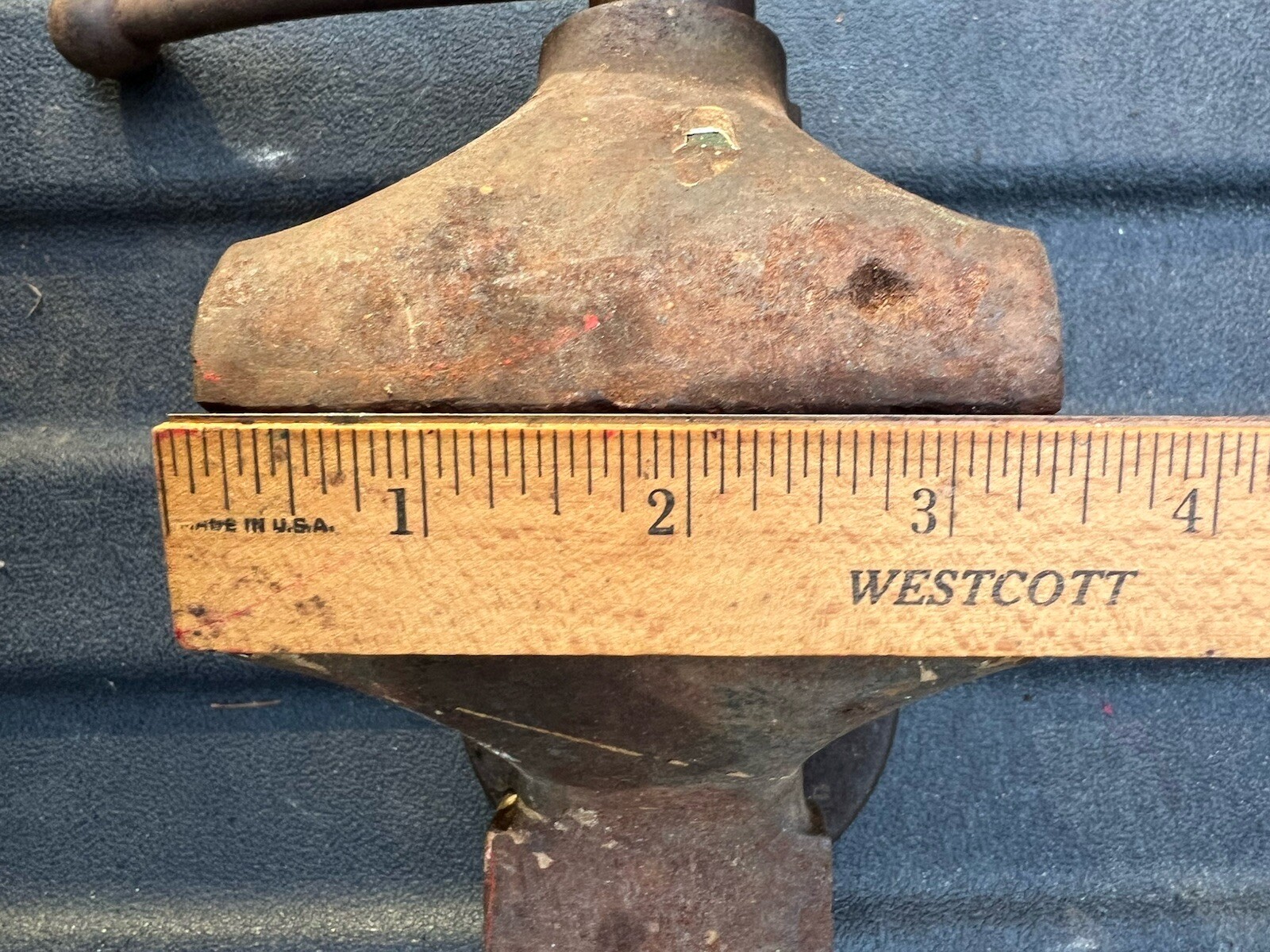 Rare Vintage Hollands “H 3 1/2″ bench vise & anvil w/3 1/2” jaws – collectible