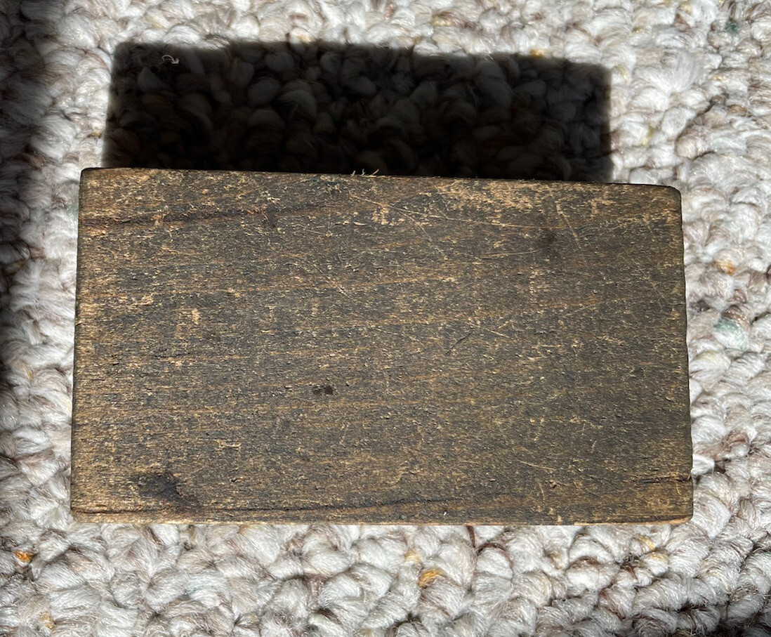 Vintage 3″ X 1 1/4″ S. W. Card MFG CO DIES SCREW PLATES Wooden Box – Empty