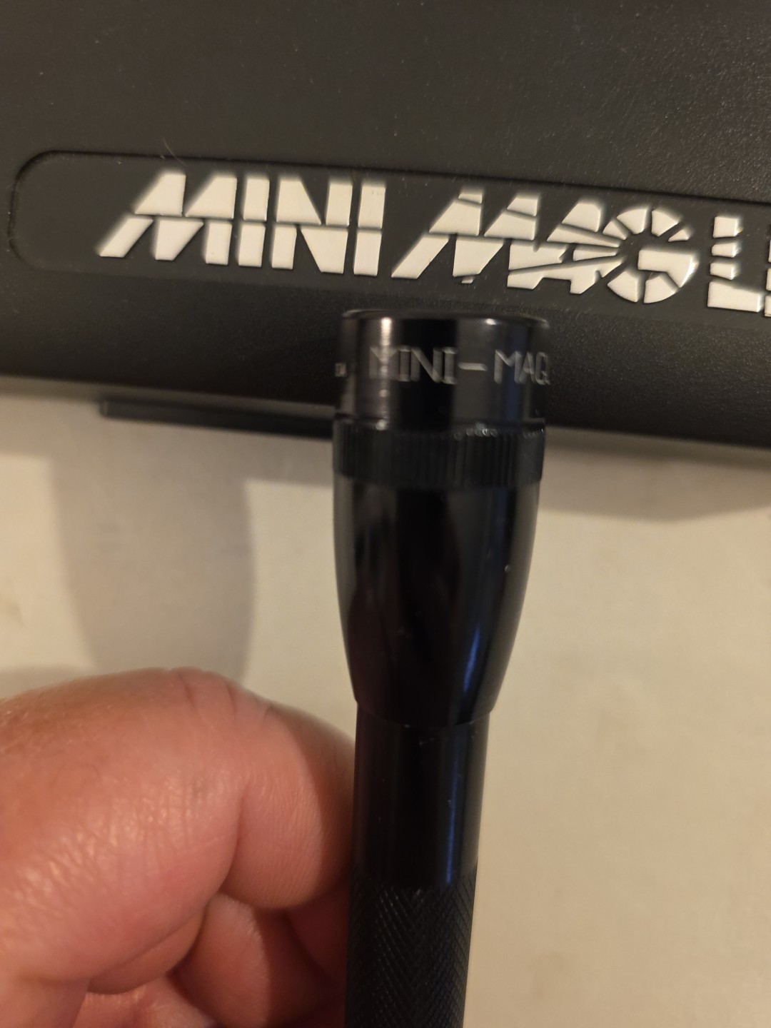 Mini Maglite AAA Flashlight Black by Mag Instrument USA Pocket Clip W/case
