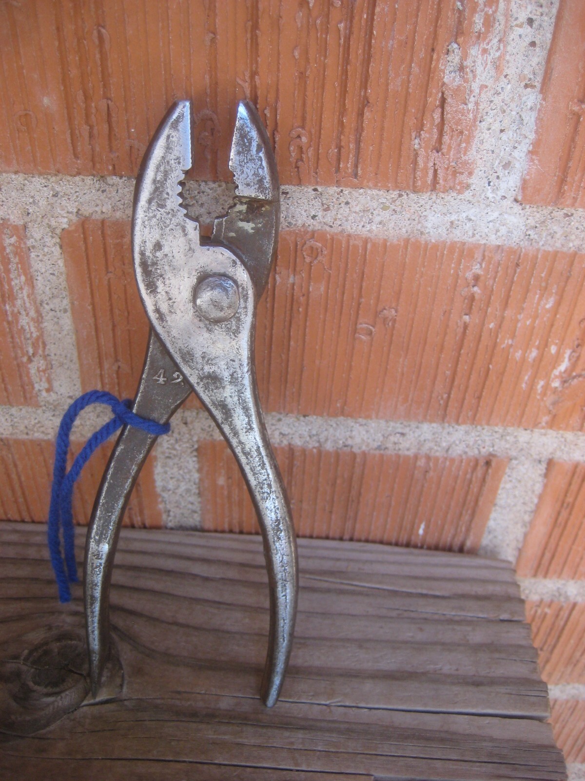 1940s Vintage 6 1/2″ ** Chevrolet GM Tool Kit ** MH Slip Joint Pliers 39/42 USA