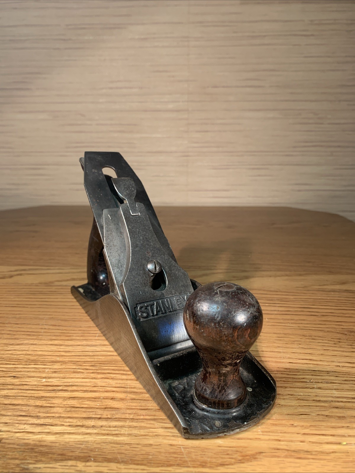 Vintage Stanley Bailey No. 4 Smooth Bottom Wood Plane