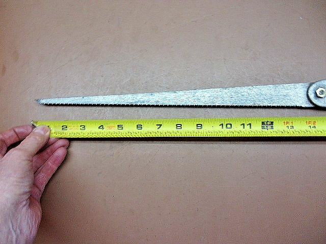 Vintage Cast Aluminum Handle 19″ Key Hole Jab Saw Illegible Brand Good 14″ Blade