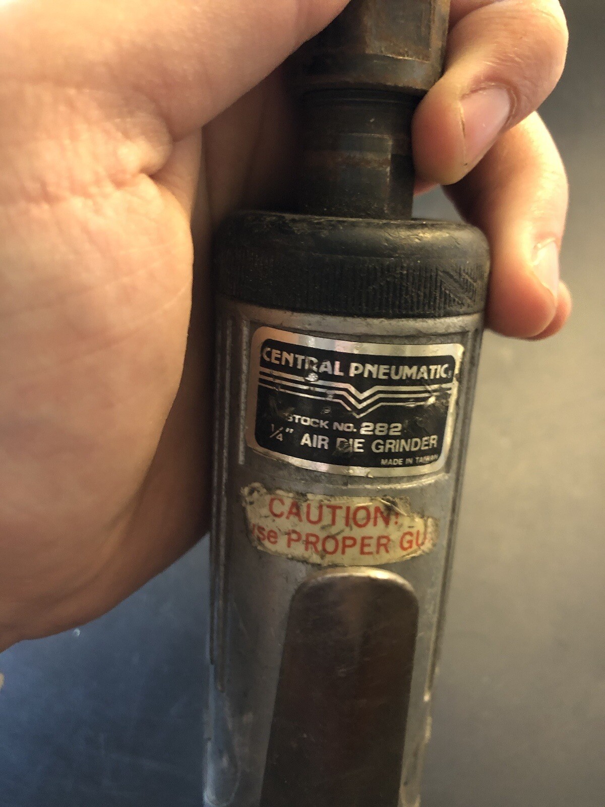 Central Pneumatic Professional Mini Air Ratchet Vb5