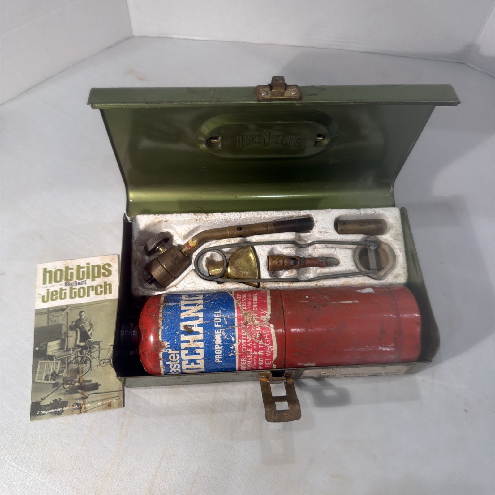 Vintage Bernz-o-matic Propane Torch and Attachments Kit in Metal Case.