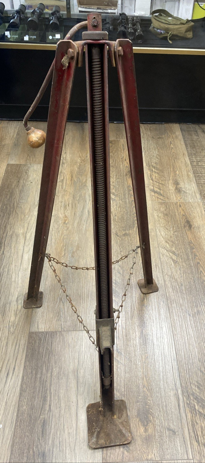 VINTAGE Car Bumper Jack Tripod 45 Degree Stand Up Twist Bolt Three Legged