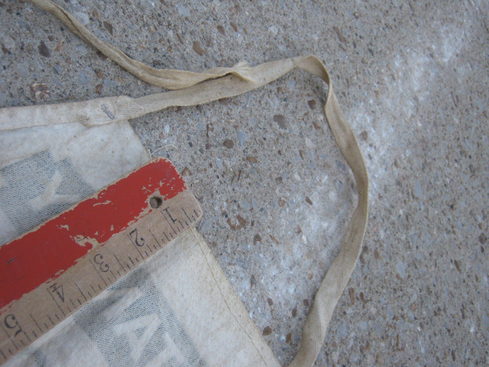 Vintage Carpenter’s Nail Apron Cloth GERSITZ HARDWARE Kensington Buffalo N.Y.
