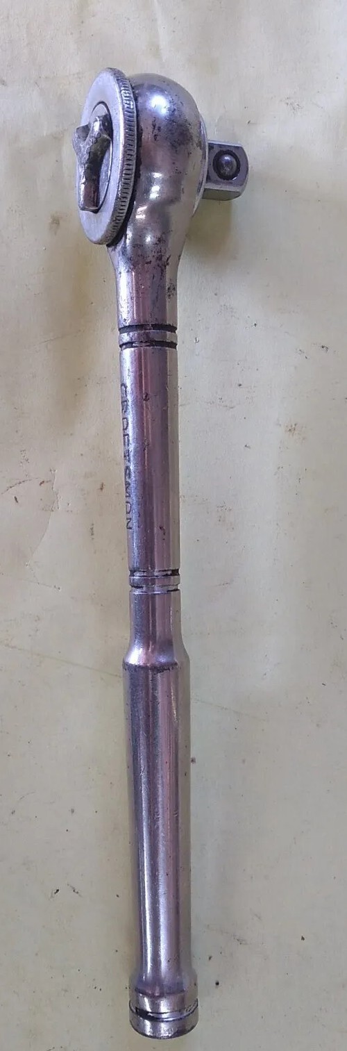 Vintage Craftsman No. 943797 1/2 Inch Drive Tri-Wing Thumbwheel Ratchet.