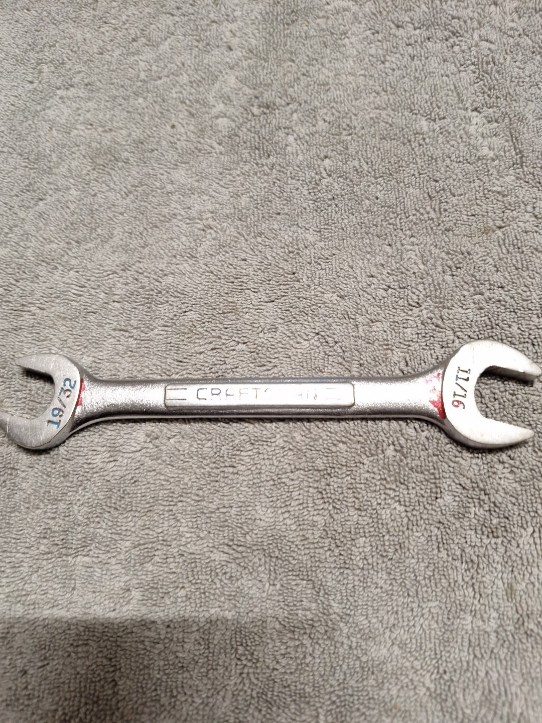 Craftman Standard 19/32″ & 11/16″ Open End Wrench; – V – 44581