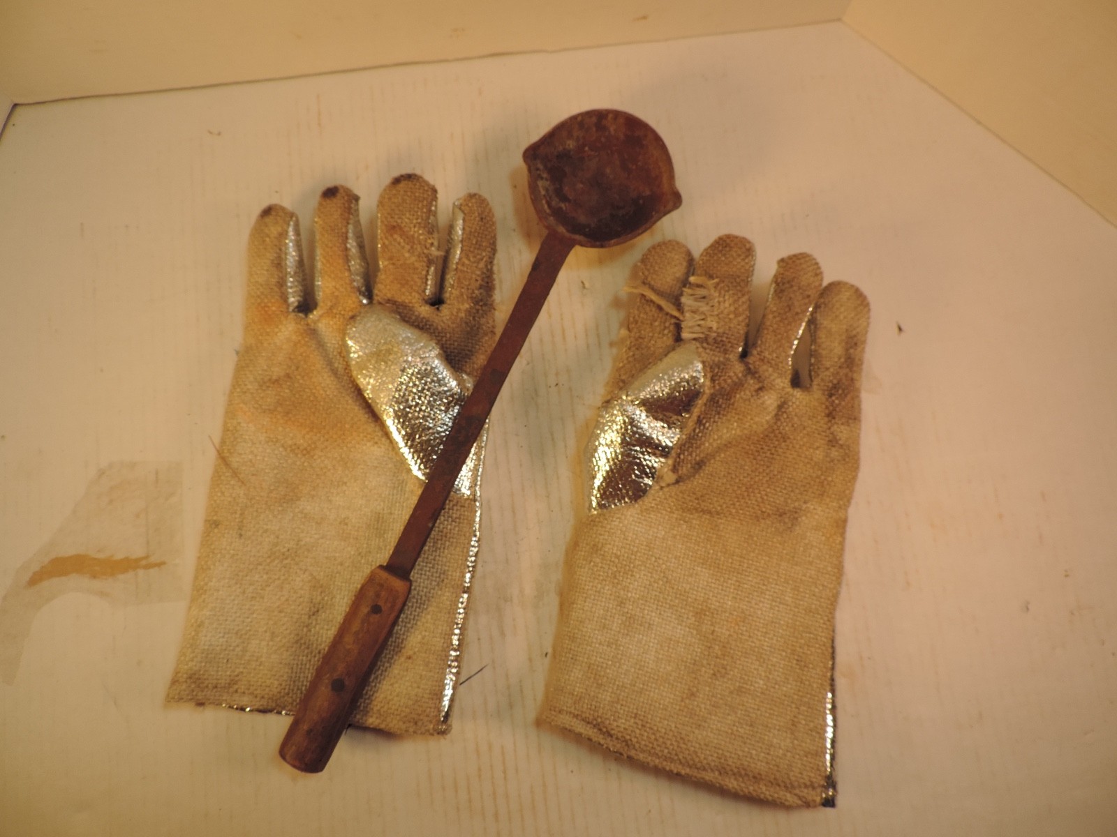 Vintage Cast Iron Lead Pouring Ladles w/ Long Handles and heat resistant gloves