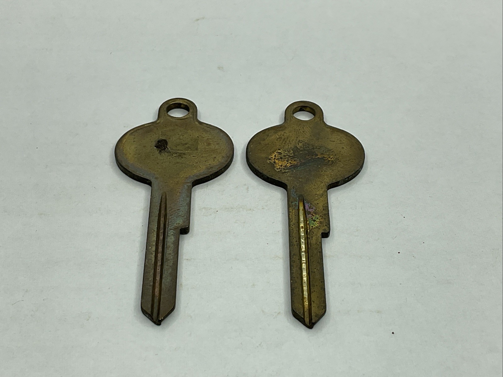 Curtis Industries NOS Key Blank Lot Of 2 Uncut ME1 Brass Keys B-CK54