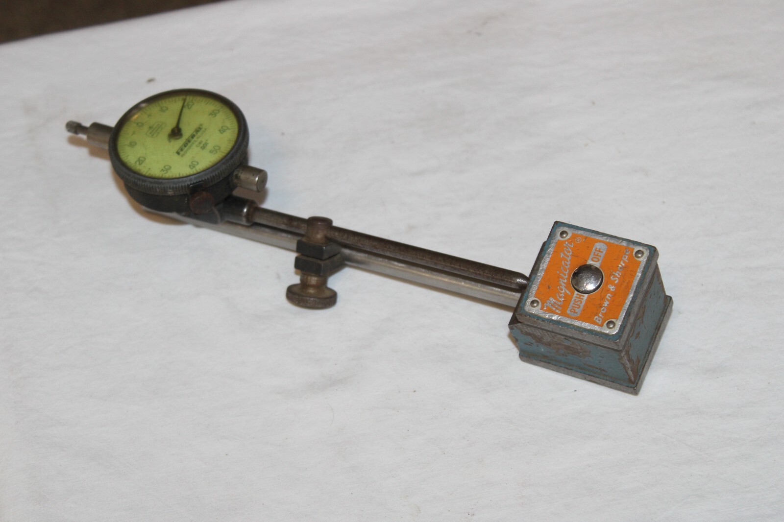 Brown & Sharpe Magnicator Magnetic Indicator Instrument w/Federal C81 Depth Gage