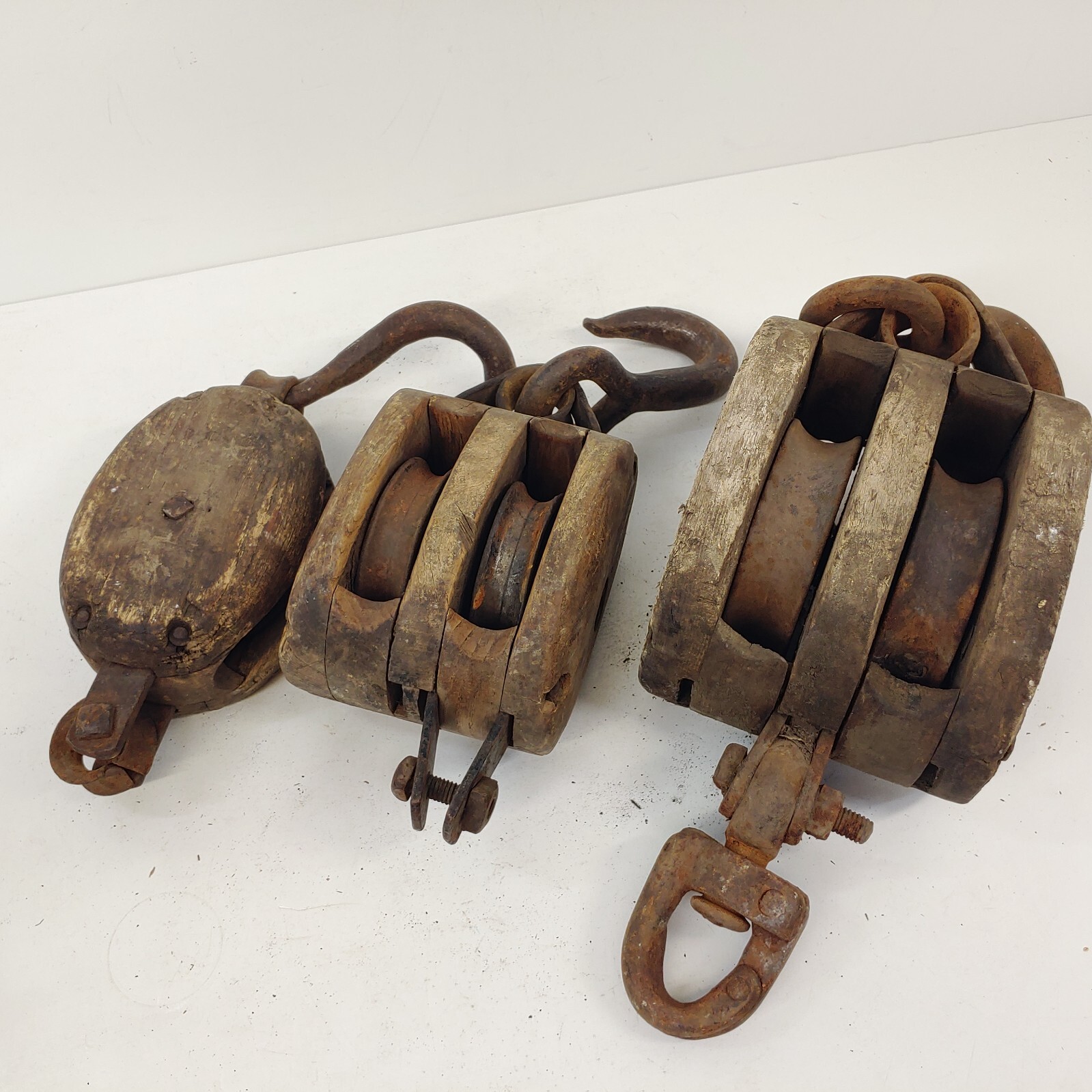 Vintage Lot Sm Lg Single Double Wood Block Tackle Pulley Hook Rustic Barn Decor
