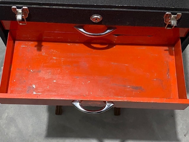 Vintage JC Penny 2 Drawer Metal Tool Box 20″x 10-3/4″x 8-3/4″