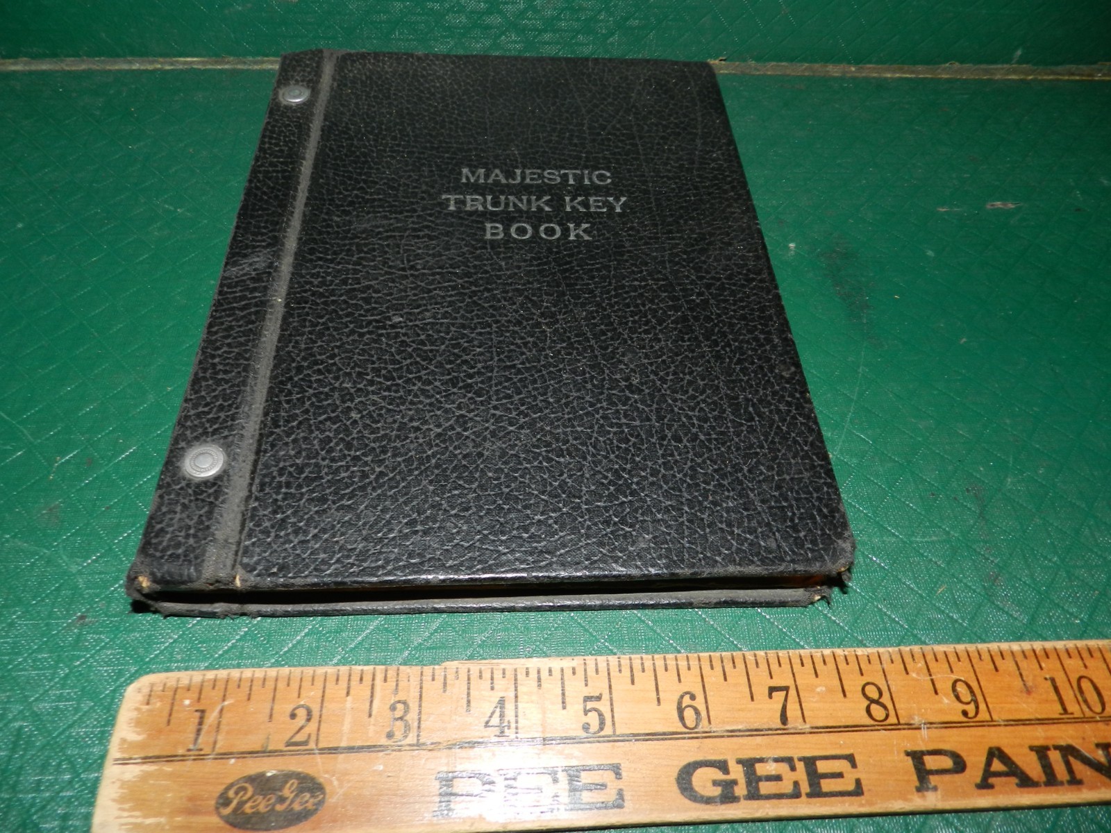 Majestic Trunk Key Book 1933 codes keys locksmith locks Lot
