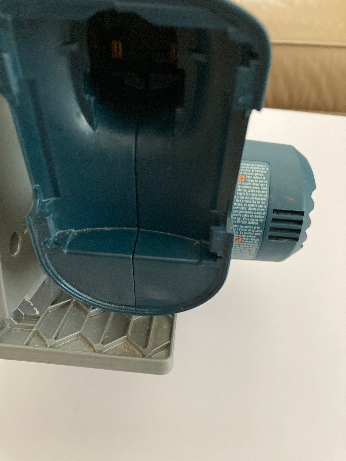 Bosch Cordless 6-1/2″ Circular Saw 1662 With Case