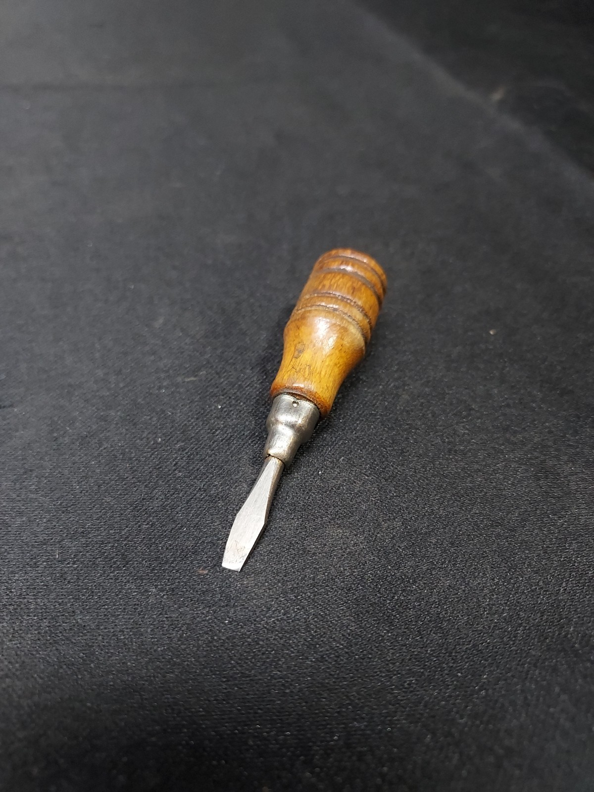 Miniature 2.5″ OLD Workbench Jeweler Watchmaker Screwdriver Antique Rare Tool