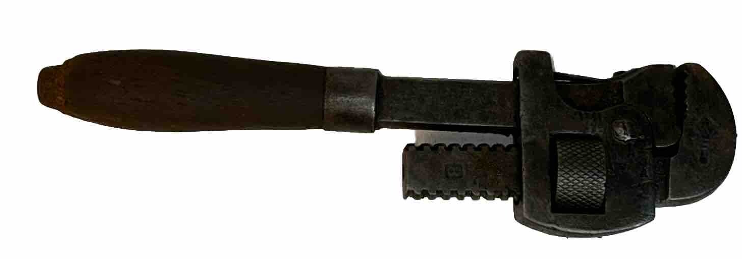 Vintage #8 Pipe Wrench Made by Walworth Mfg. Co. USA X