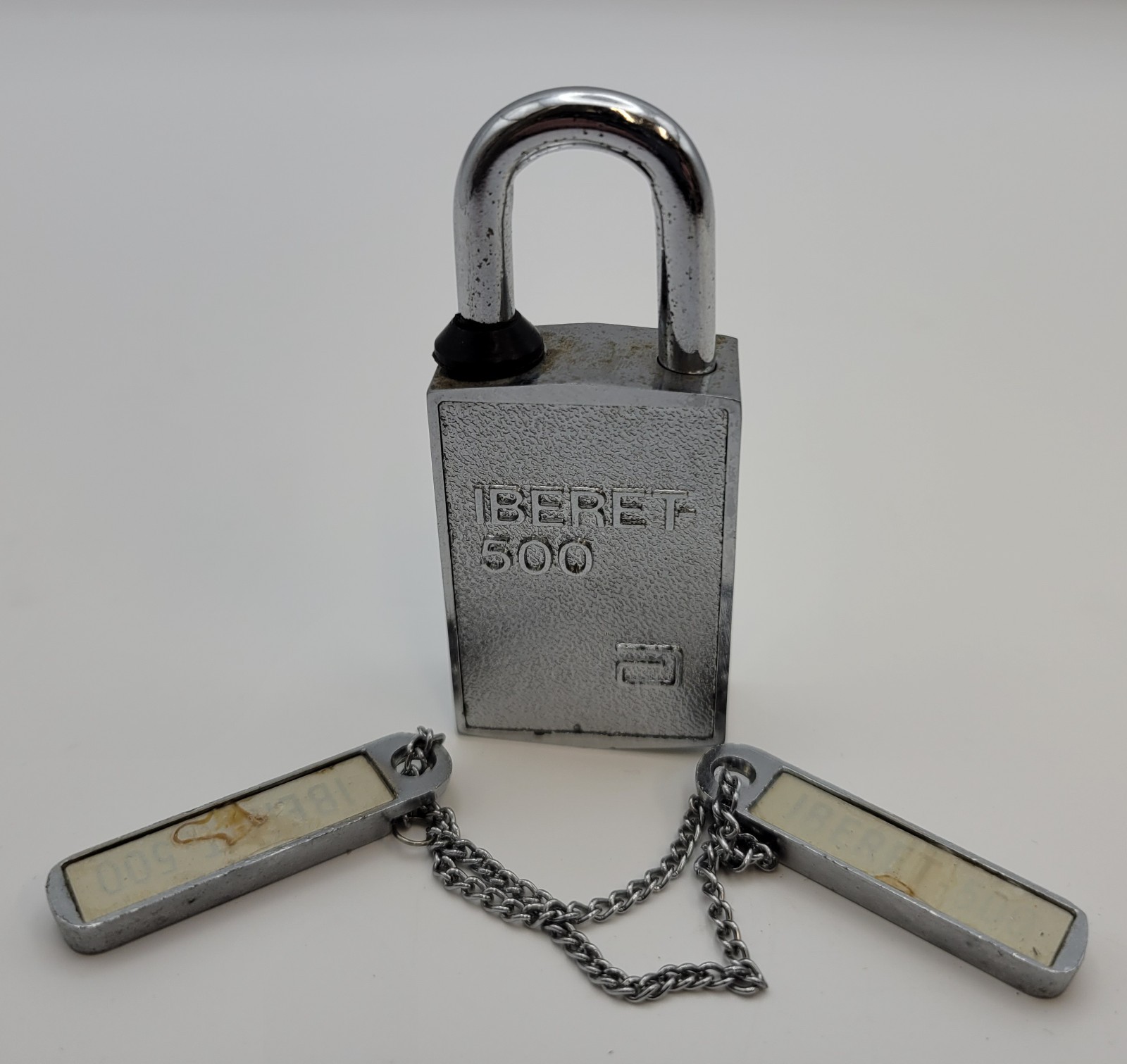Vintage Abbott Iberet Folic 500 Magnetic Padlock With 2 Keys & Chain Works Great