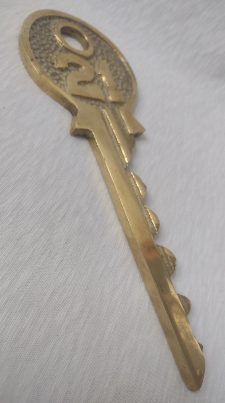 Key Design 21 Door Number Souvenir Large 24cm Heavy Solid Brass 367gm Antique