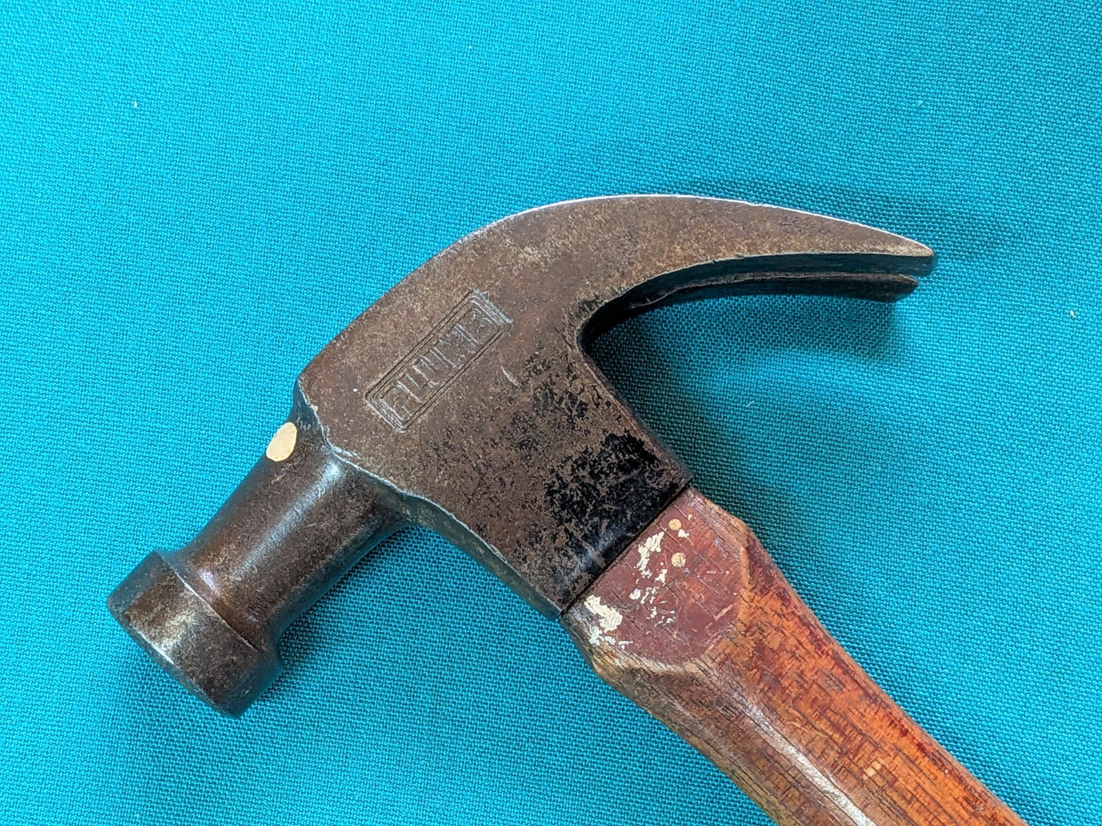 1920’s -30’s PLUMB Curved Claw Hammer 18.5 oz. Total x 12.5″ OAL Take-Up Wedge